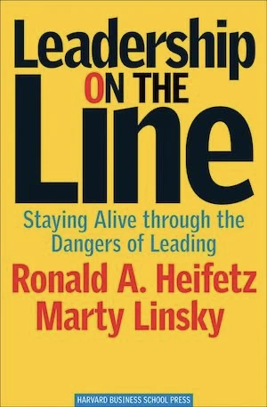 Book cover of «Leadership on the Line» by Marty Linsky & Ronald Heifetz